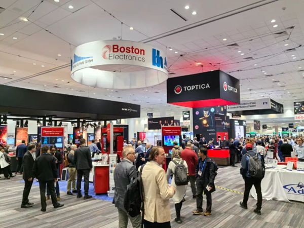 �����ٵ� | ����������¼�������ǲ���¼������缰����չ�ֳ�