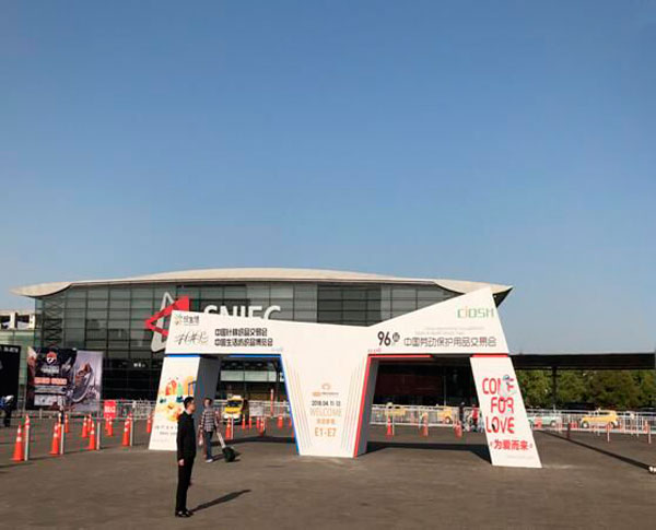 尊龙官网登录人生就是博登录